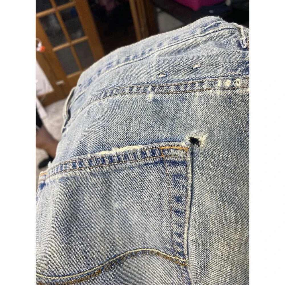 Abercrombie & Fitch Jeans Mens 31x32 Classic Straight Light Wash Distressed Work